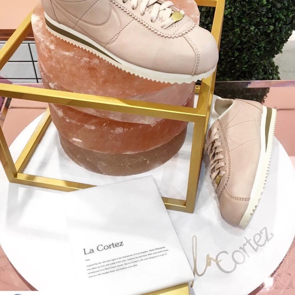 Nike Shoes - NWTNike la Cortez Premium Rare!